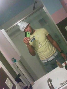 deion22 profile photo