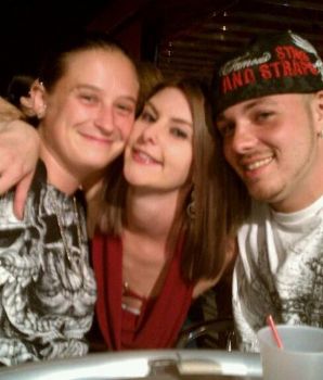 LauriLiz85 profile photo