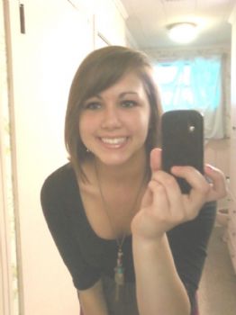 laurennpinee profile photo