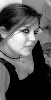 MNicole profile photo