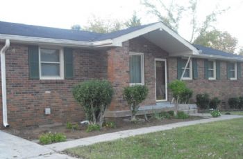 robertsr102 profile photo