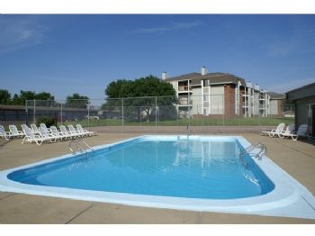 blarson1 profile photo