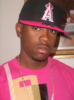 william33033 profile photo
