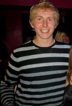 whit18 profile photo