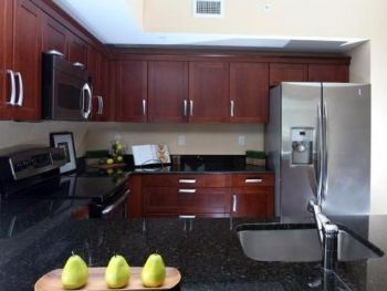 kateanddan profile photo