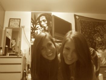 carly83 profile photo