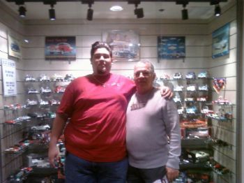 mrcheca profile photo