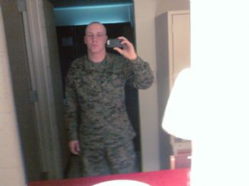 Brucez wife profile photo