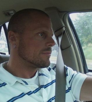 wardbax profile photo