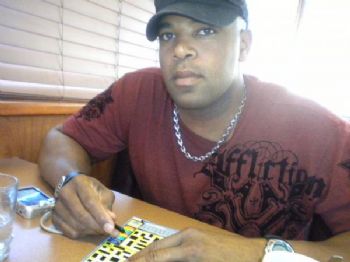 roomate 127 profile photo