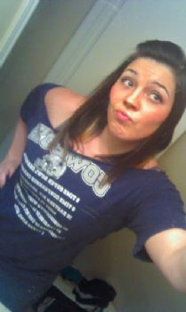 MollyNoel90 profile photo