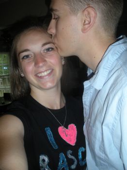 edamron2 profile photo