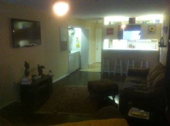 peezee profile photo