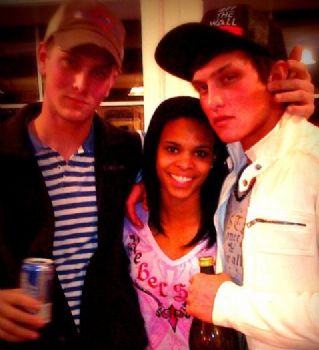 skiiwhite_3 profile photo