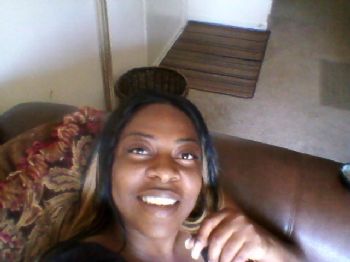 tnikki profile photo