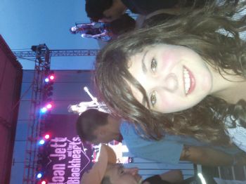 ries17 profile photo