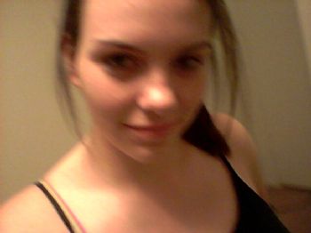 Christina-18 profile photo