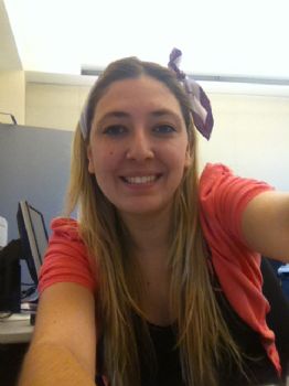 azize tunc profile photo