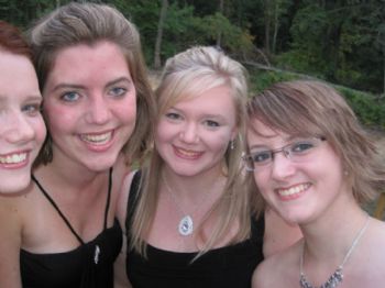 emilyezi profile photo