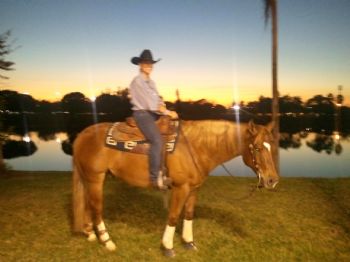 izzywhiz profile photo