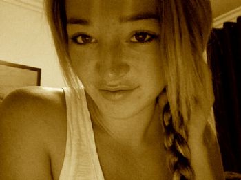 feliciaewebb profile photo