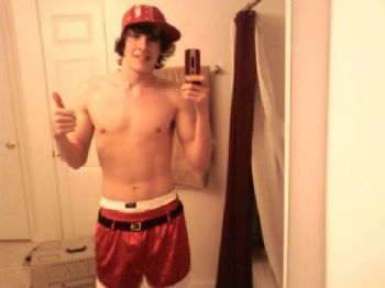 IxKNIFExYOU profile photo