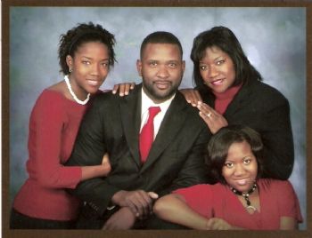 yrowell001 profile photo