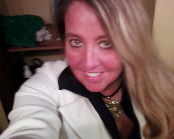 GlowingCindy profile photo