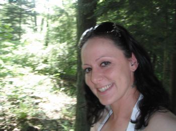 HDenee profile photo