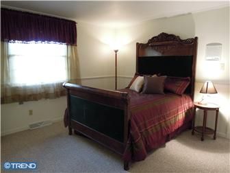 dlpocius@com profile photo