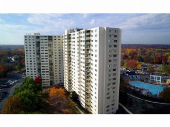 CrystelS22 profile photo