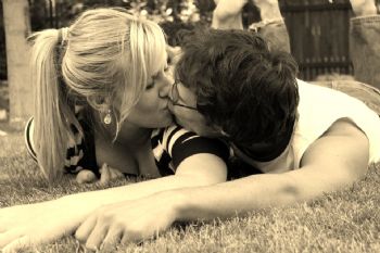 mravena profile photo