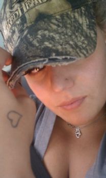 tiffy90 profile photo