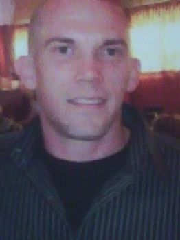 oz1975 profile photo