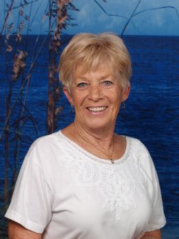 betsylester profile photo