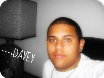 poge111 profile photo