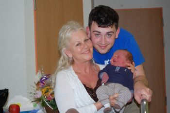 TKDenni profile photo