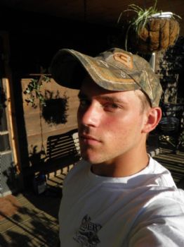 ESamGort profile photo