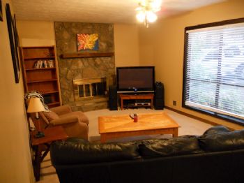 henley81 profile photo