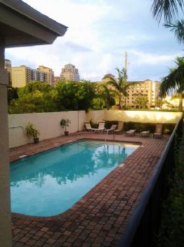 erikakika profile photo