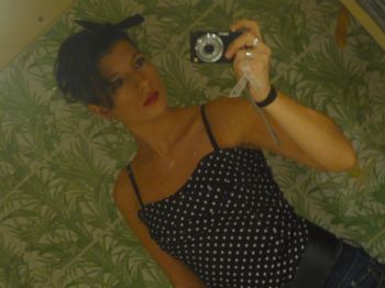 vivi34700 profile photo