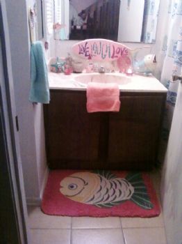 Ms. Tib profile photo