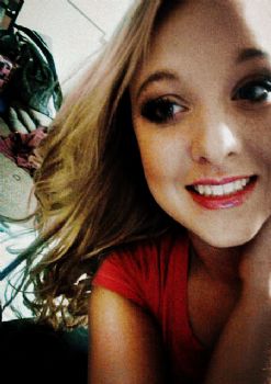 MandyLarson profile photo