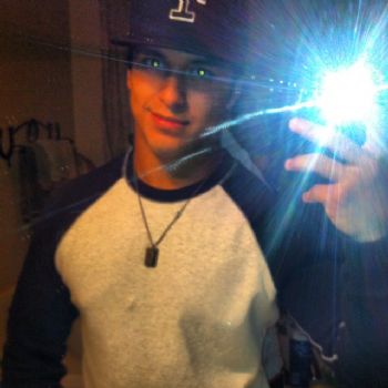 aroman13 profile photo