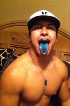 aroman13 profile photo