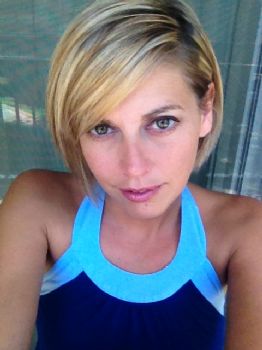 Charity77 profile photo