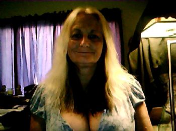 angel24n14 profile photo