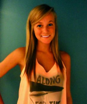 Kaywar8 profile photo