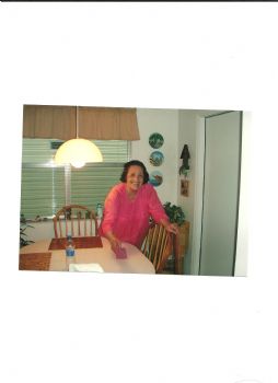 josie32 profile photo