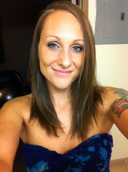 leewoof profile photo